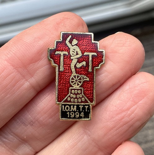 Isle man pin badge - of,